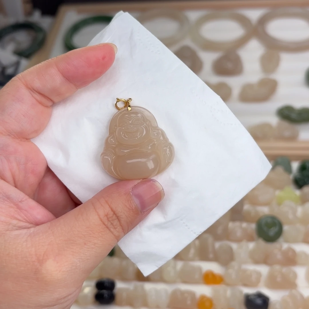 和田玉18K金镶嵌颈饰