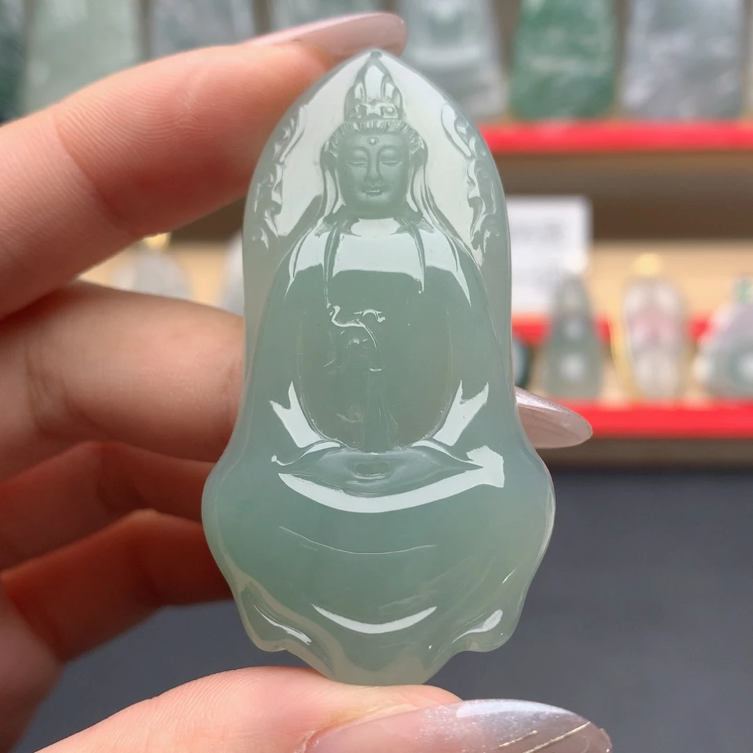 翡翠未镶嵌颈饰素衣观音