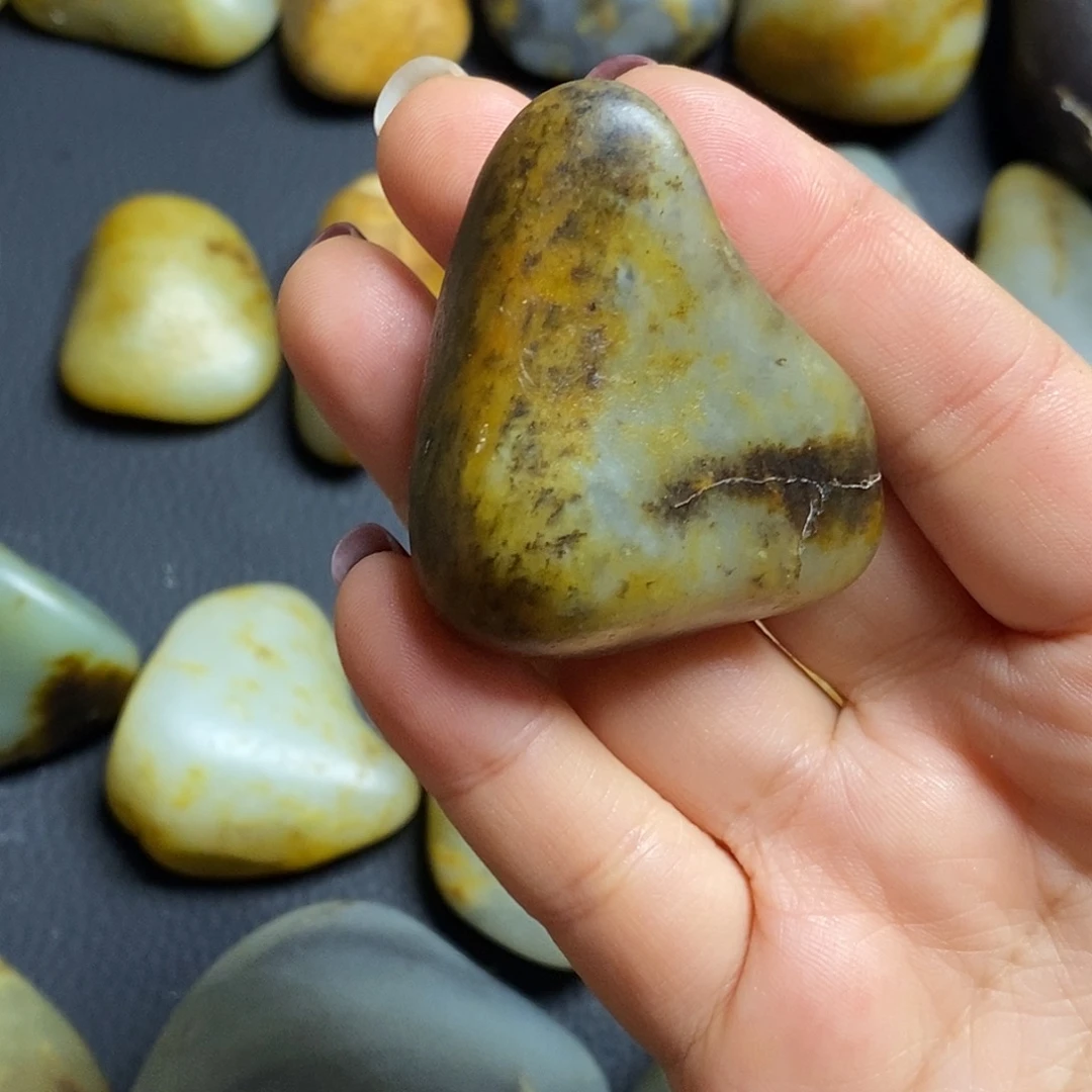 和田玉（糖玉）未镶嵌挂件