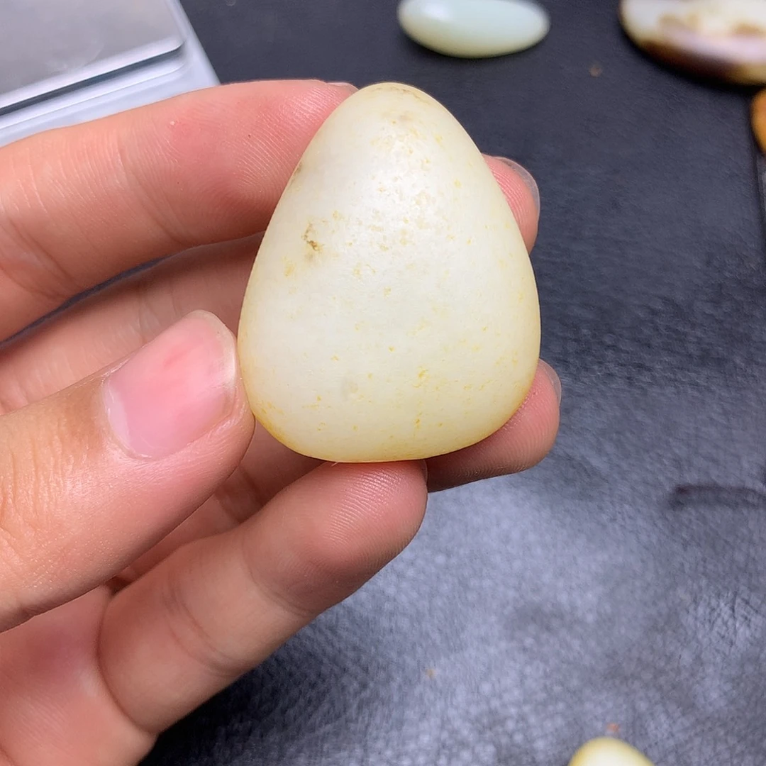 未镶嵌和田玉挂件