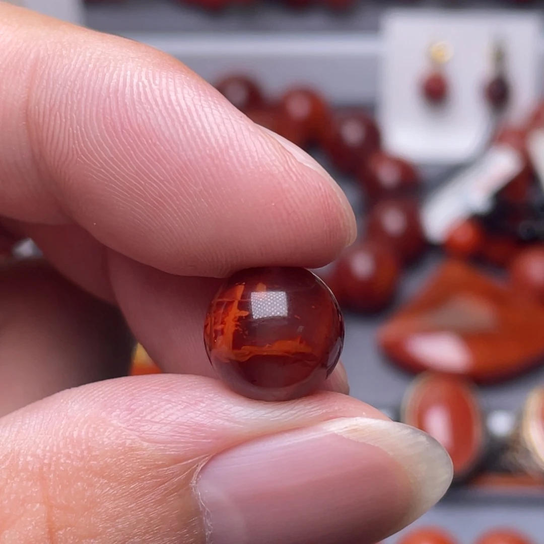 河***豚南红玛瑙未镶嵌南红玉石11.6mm瓦西原矿牛血火焰纹单珠