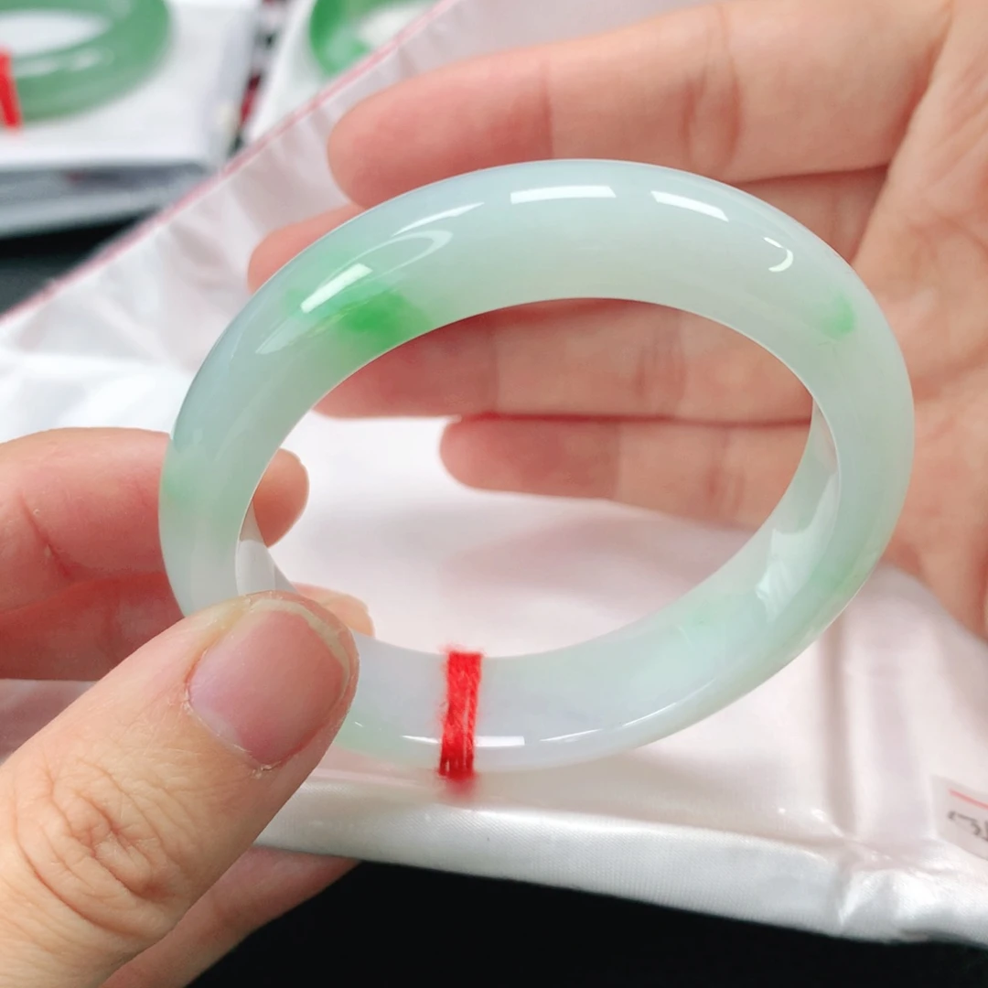 未镶嵌手镯翡翠贵妃52