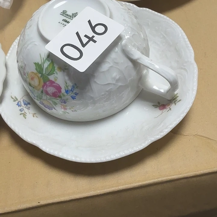 曦****柒喜美瓷 只售正品很好看的杯子