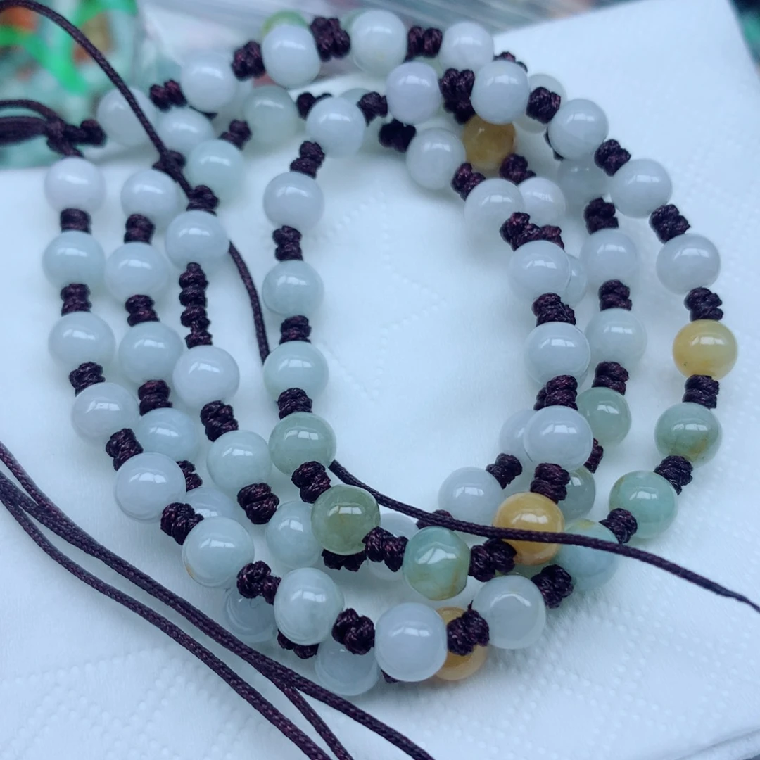 翡翠未镶嵌颈饰珠子