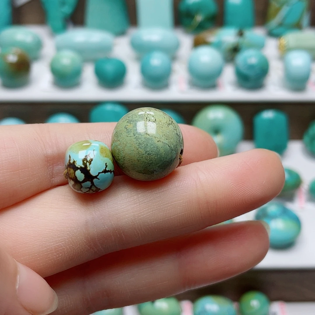 懒***名绿松石未镶嵌珠宝奇石
