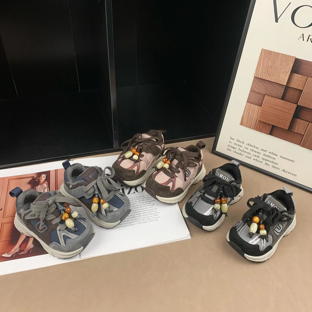 儿童运动鞋2025冬季新款男童加绒轻便跑鞋女童时尚