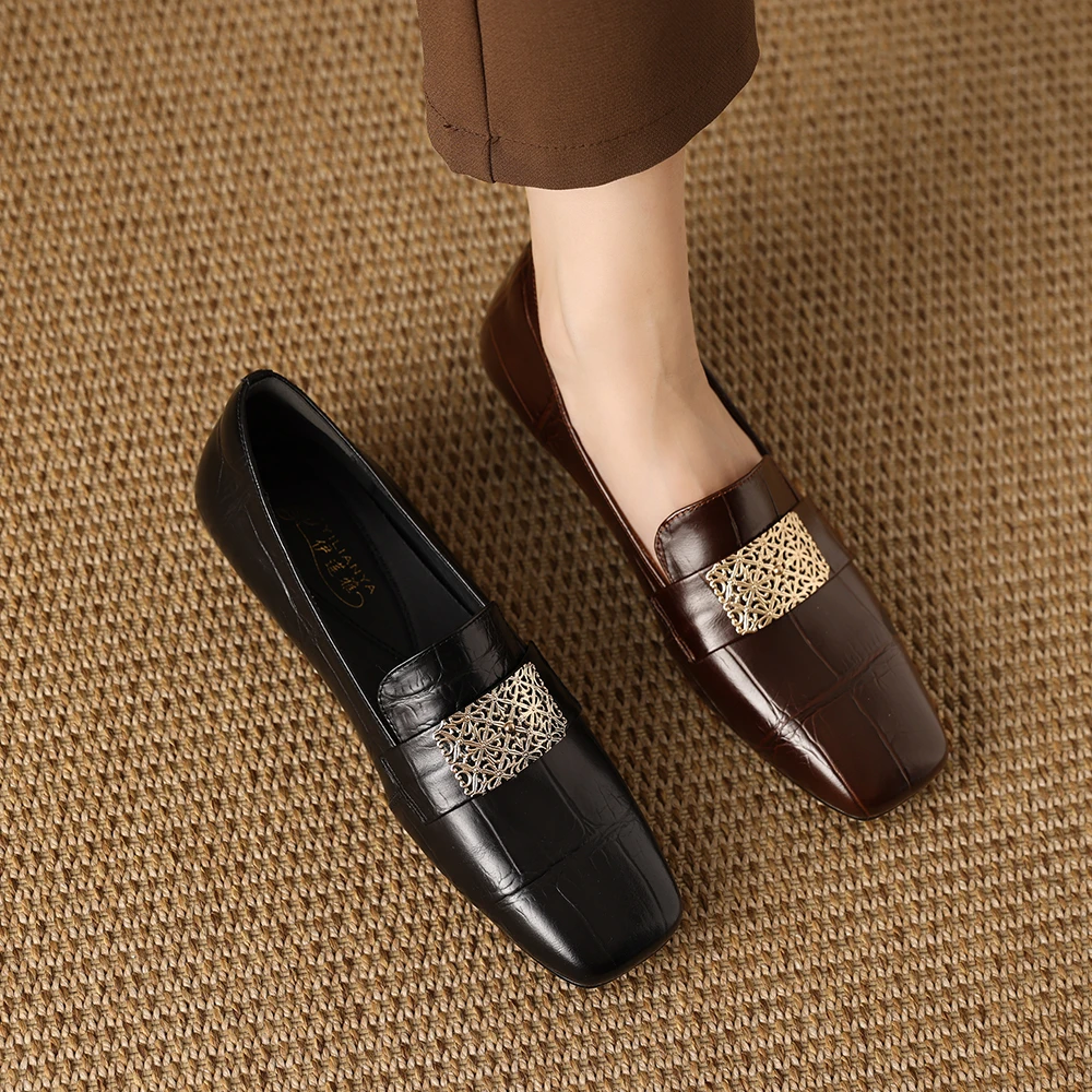 1722-25秋季新款低跟单鞋新中式复古真皮大码女鞋中年妈妈小皮鞋