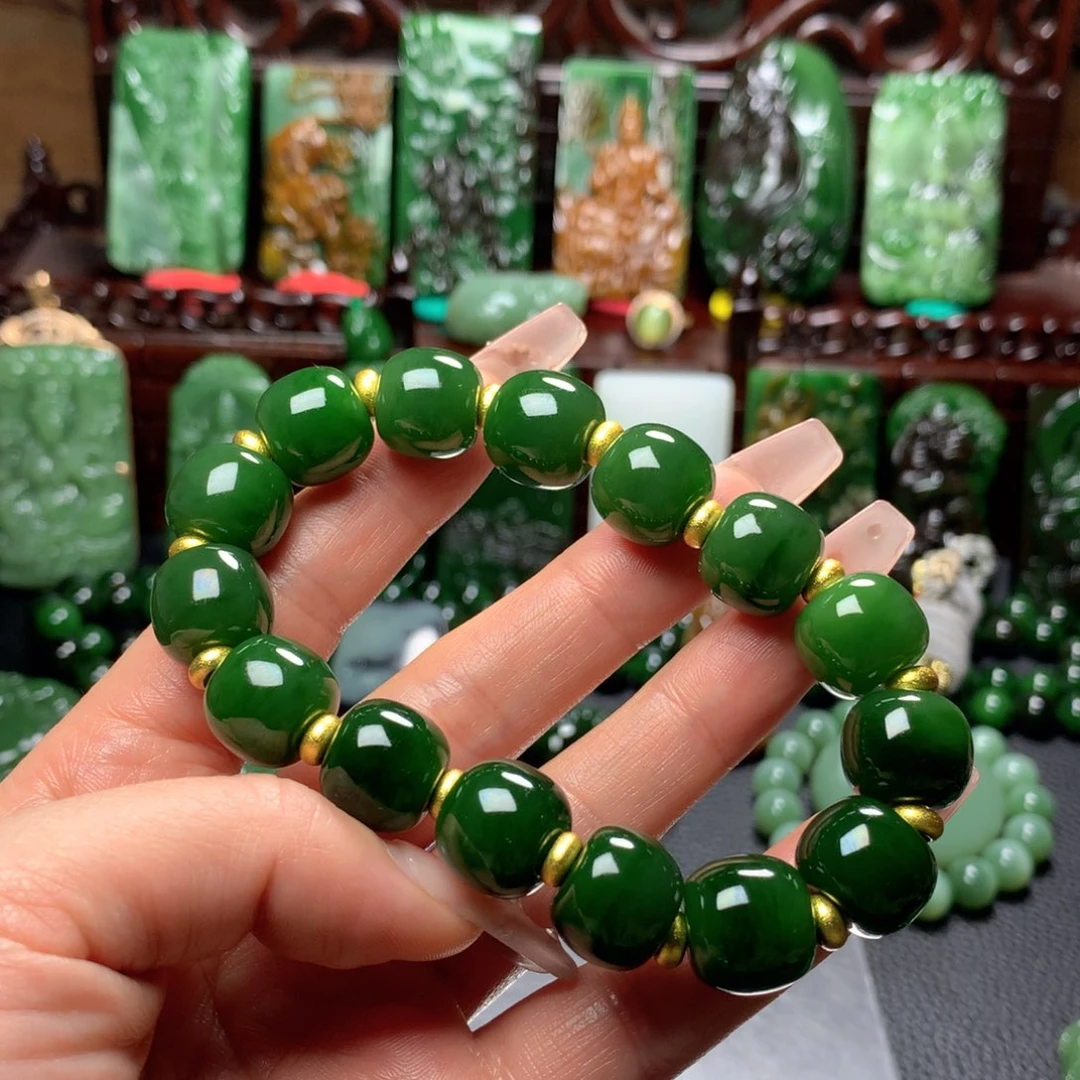 和田玉手串未镶嵌刻***心