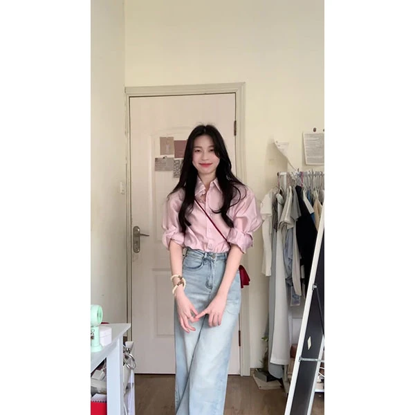 超好看独特漂亮衬衫夏季女气质上衣超火减龄衬衣通勤牛仔裤套装