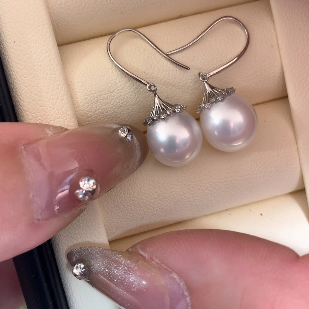 海水珍珠耳饰18K金镶嵌