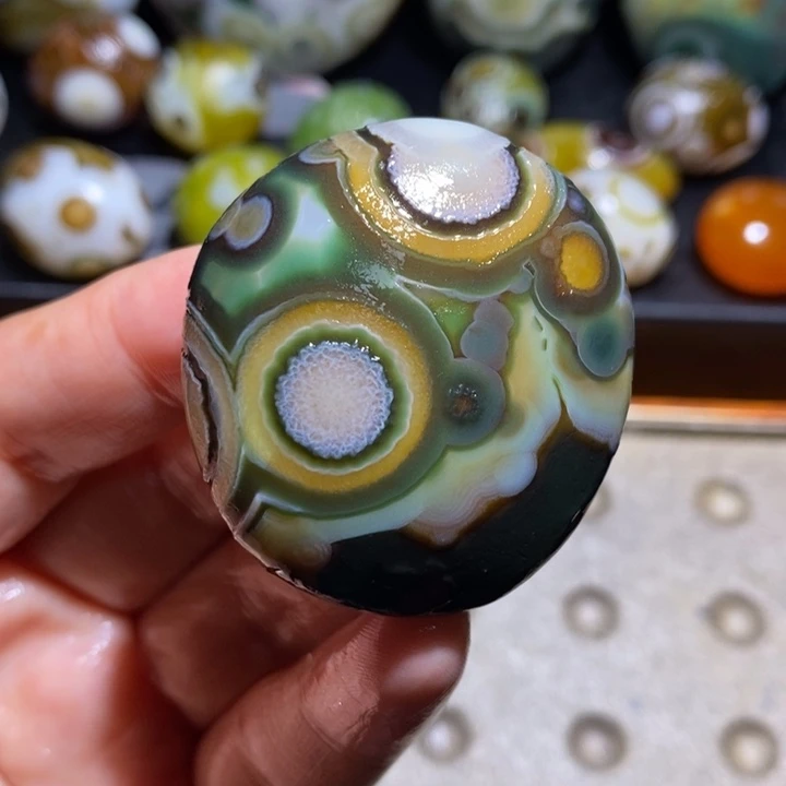 未镶嵌玛瑙/玉髓珠宝半成品39