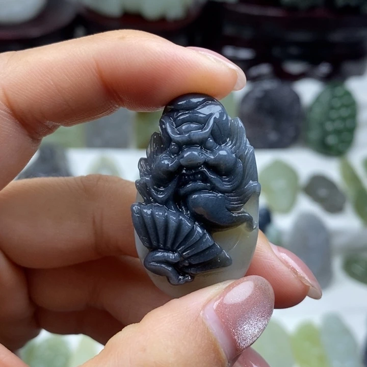 和田玉未镶嵌颈饰75