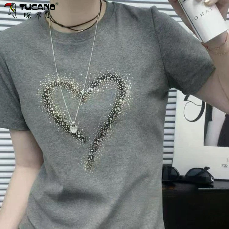 【啄木鸟】重工圆领短袖2025新款夏季设计时女式烫钻修身短款T恤