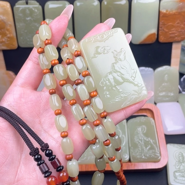 新疆昆仑山料，一物一拍