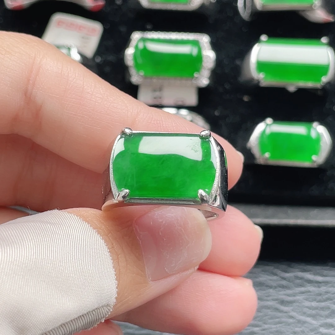 翡翠银S925镶嵌戒指天然A货翡翠没运费险4013
