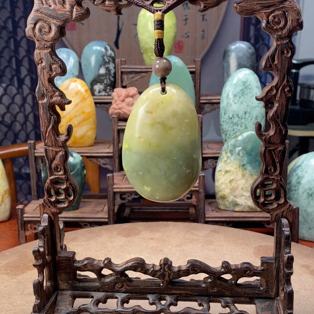 思***风岫玉未镶嵌珠宝奇石