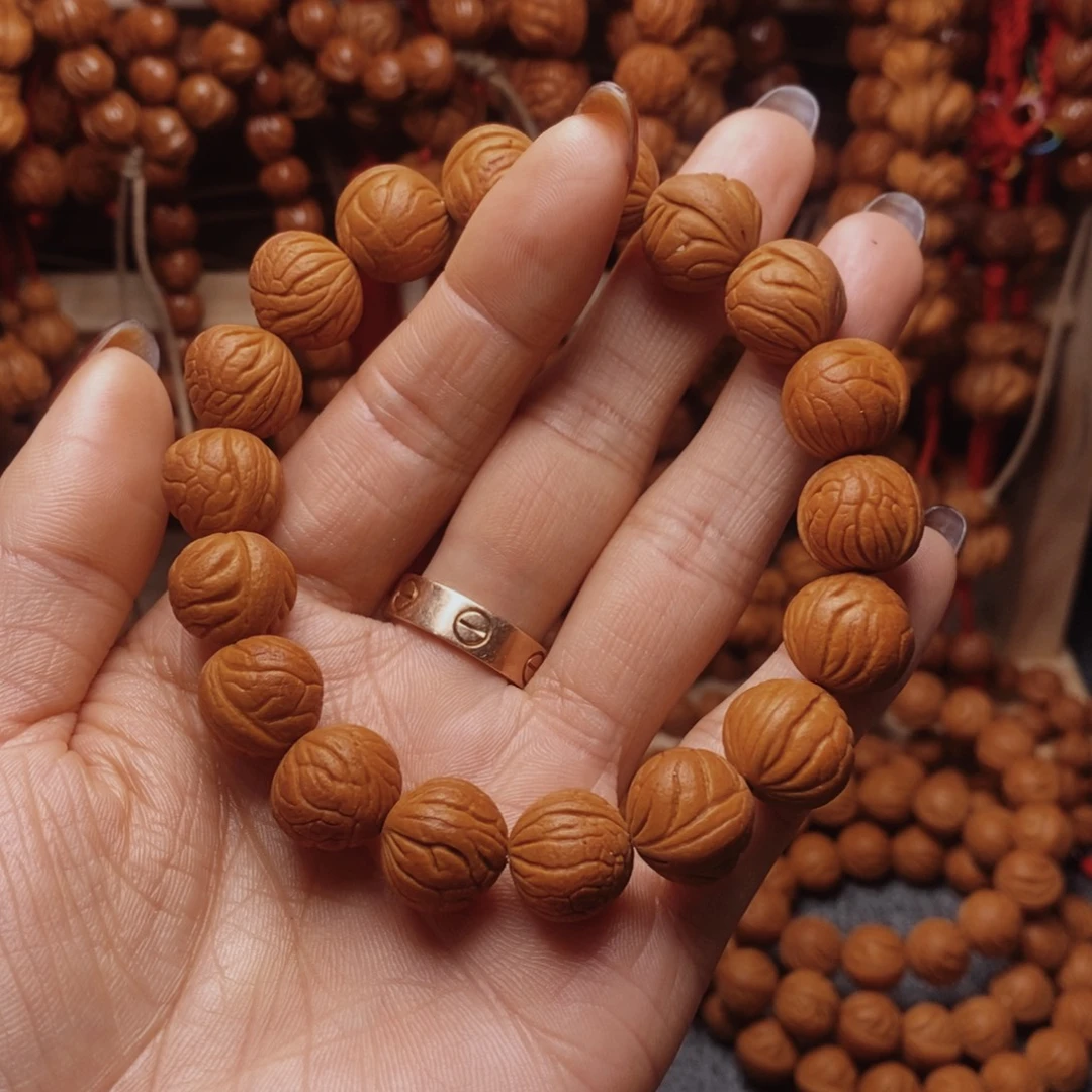 吊坠桃核龙纹桃枭