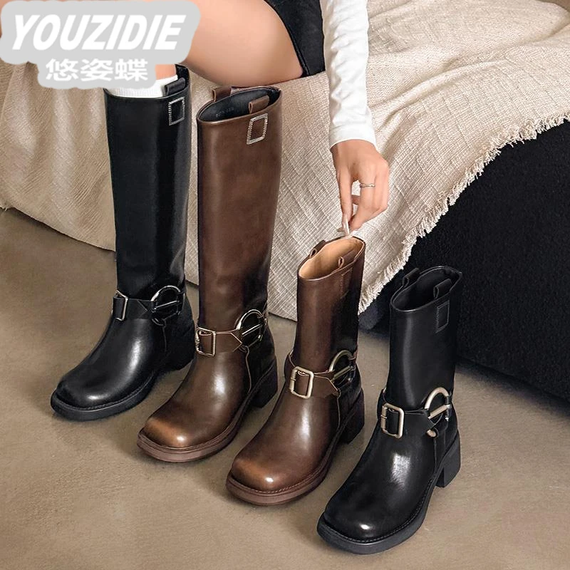轻奢真皮高筒厚底靴女2025百搭新款甜酷皮带扣棕色长靴出游西部靴