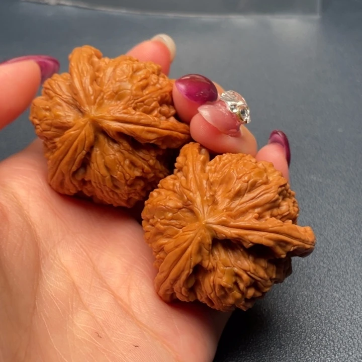晓***學吊坠文玩核桃白狮子