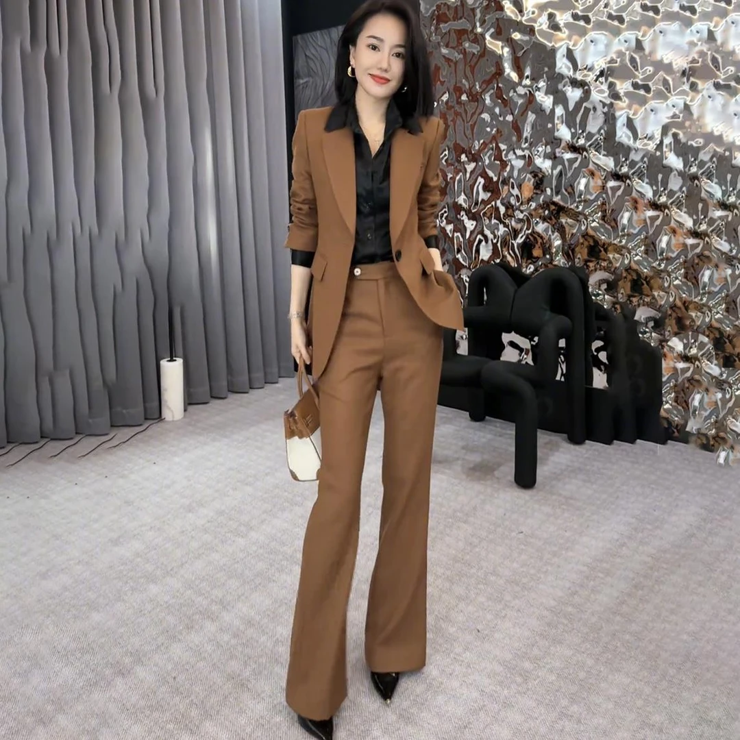 秋冬高级感名媛时尚职业套装女一粒扣开叉西装外套2023新款微喇裤