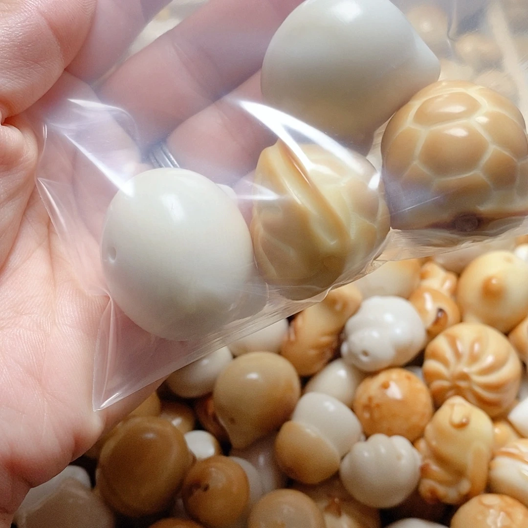 *****吊坠菩提根/象牙果全品四颗