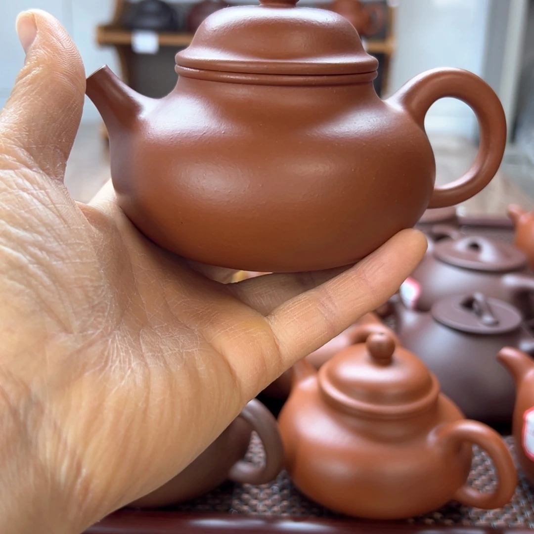 东***中紫砂半手容天壶