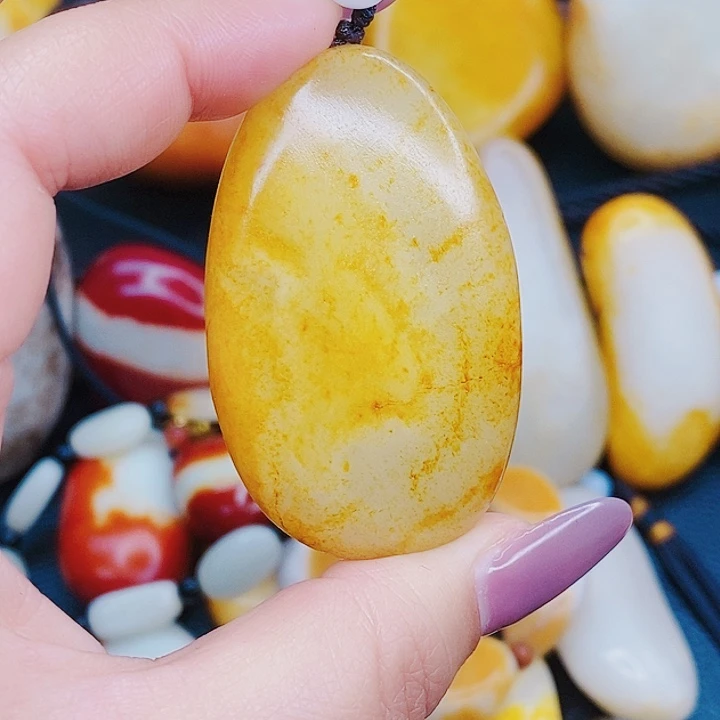 未镶嵌和田玉挂件