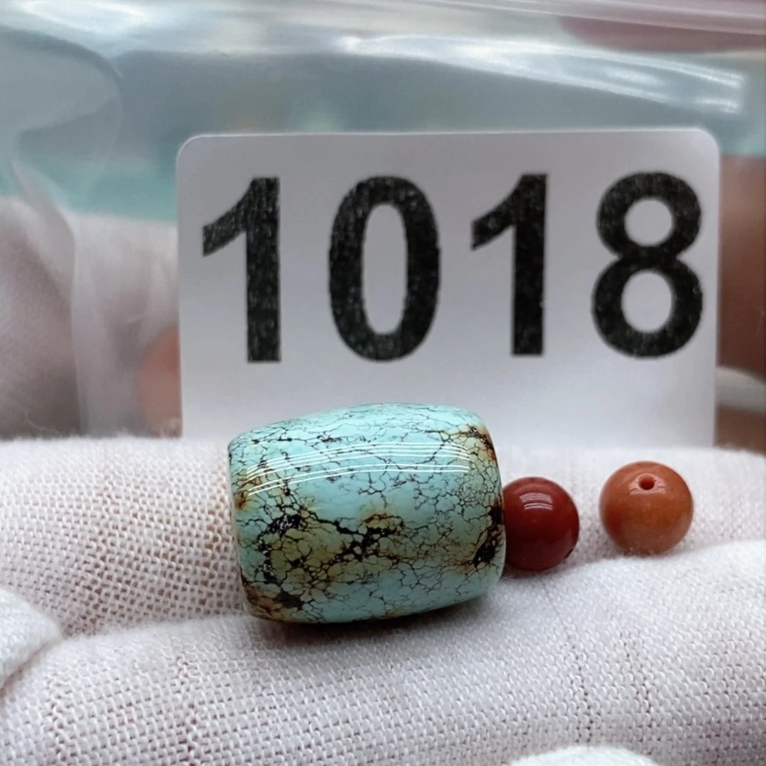 南红玛瑙颈饰未镶嵌