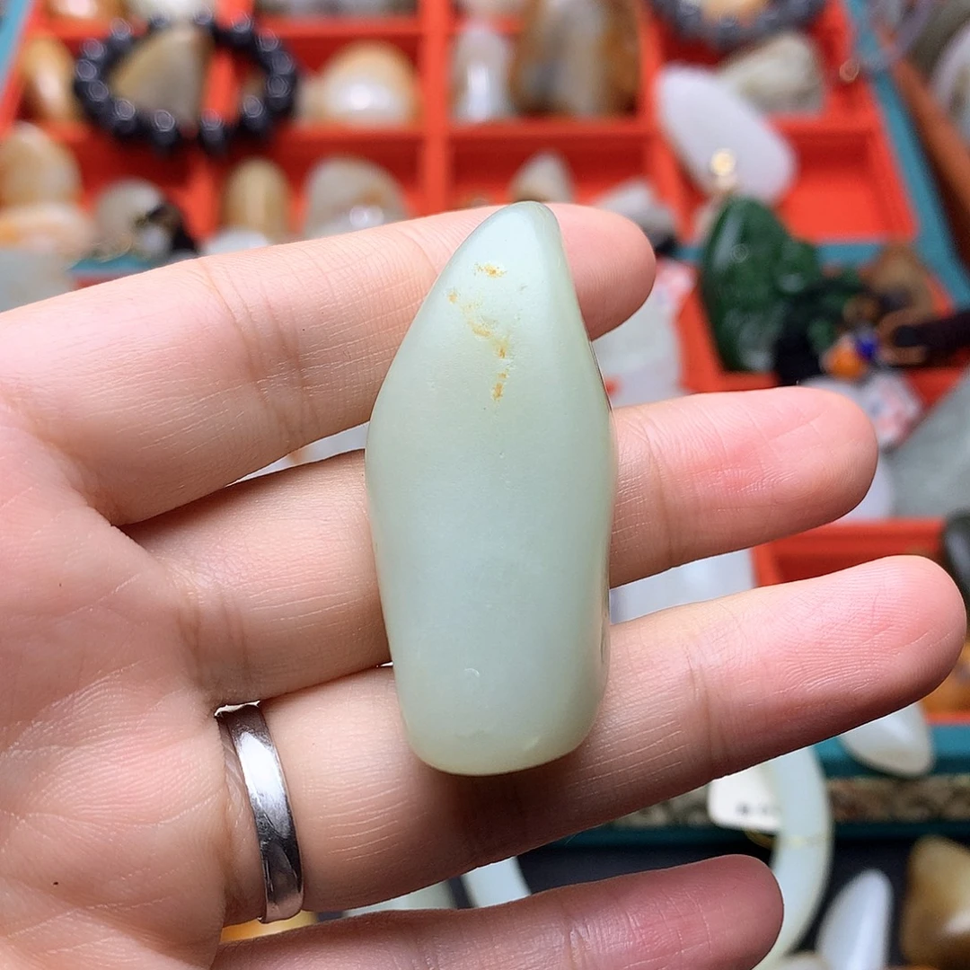 未镶嵌和田玉（子料）挂件