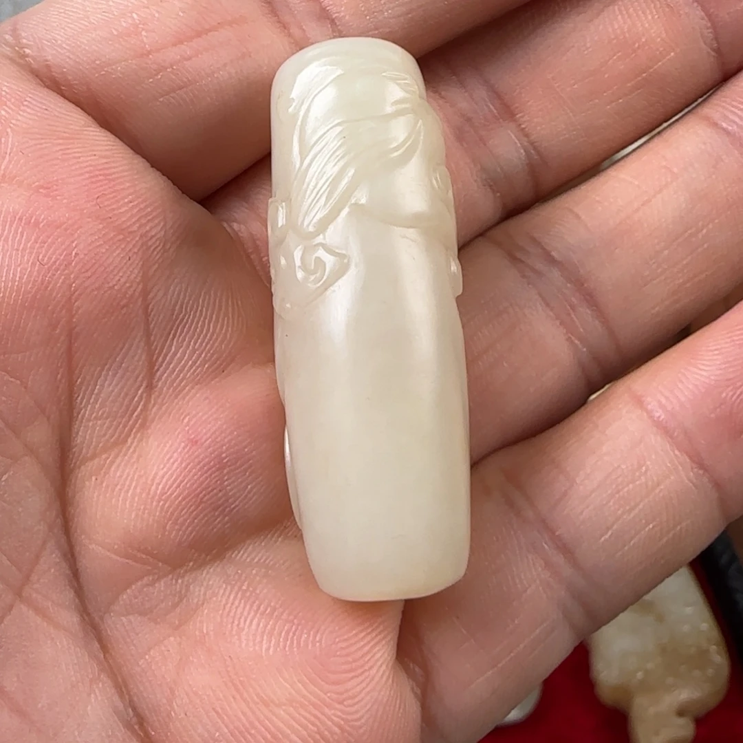 山***舍非常精美的脖挂件