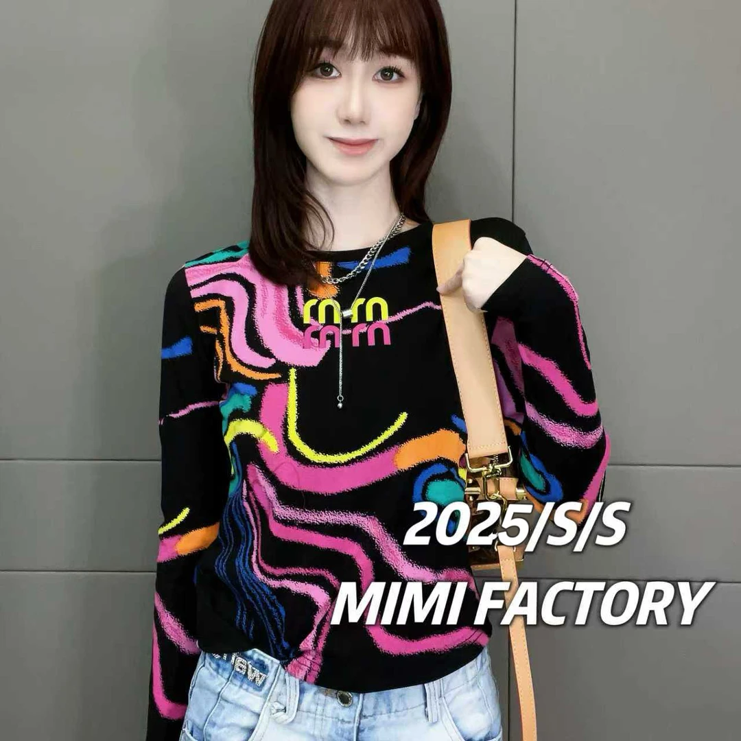 2025秋季新品长袖 欧货彩绘时尚长袖T恤女修身显瘦百搭上衣631