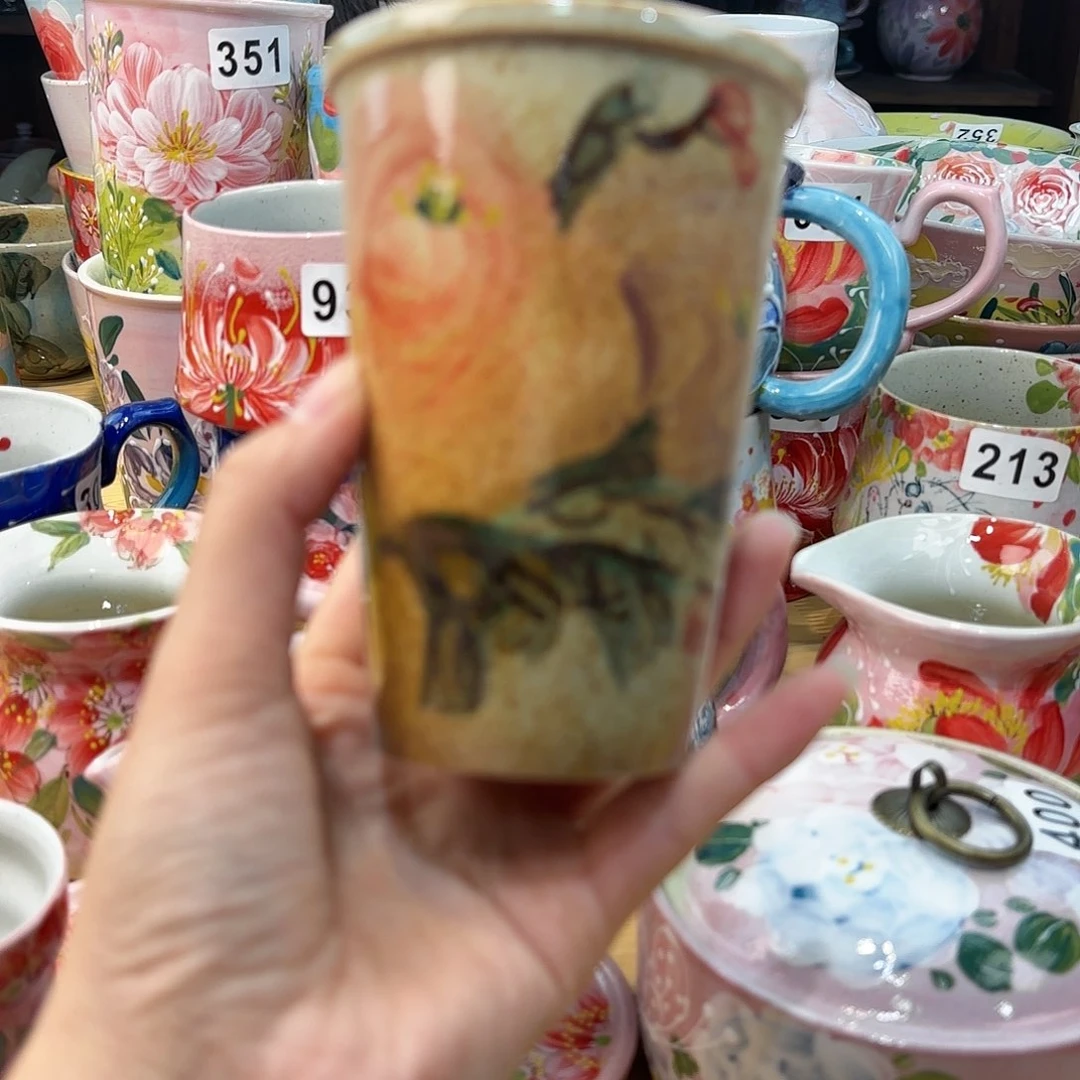 瓷片兔兔哈哈哈哈哈哈哈好