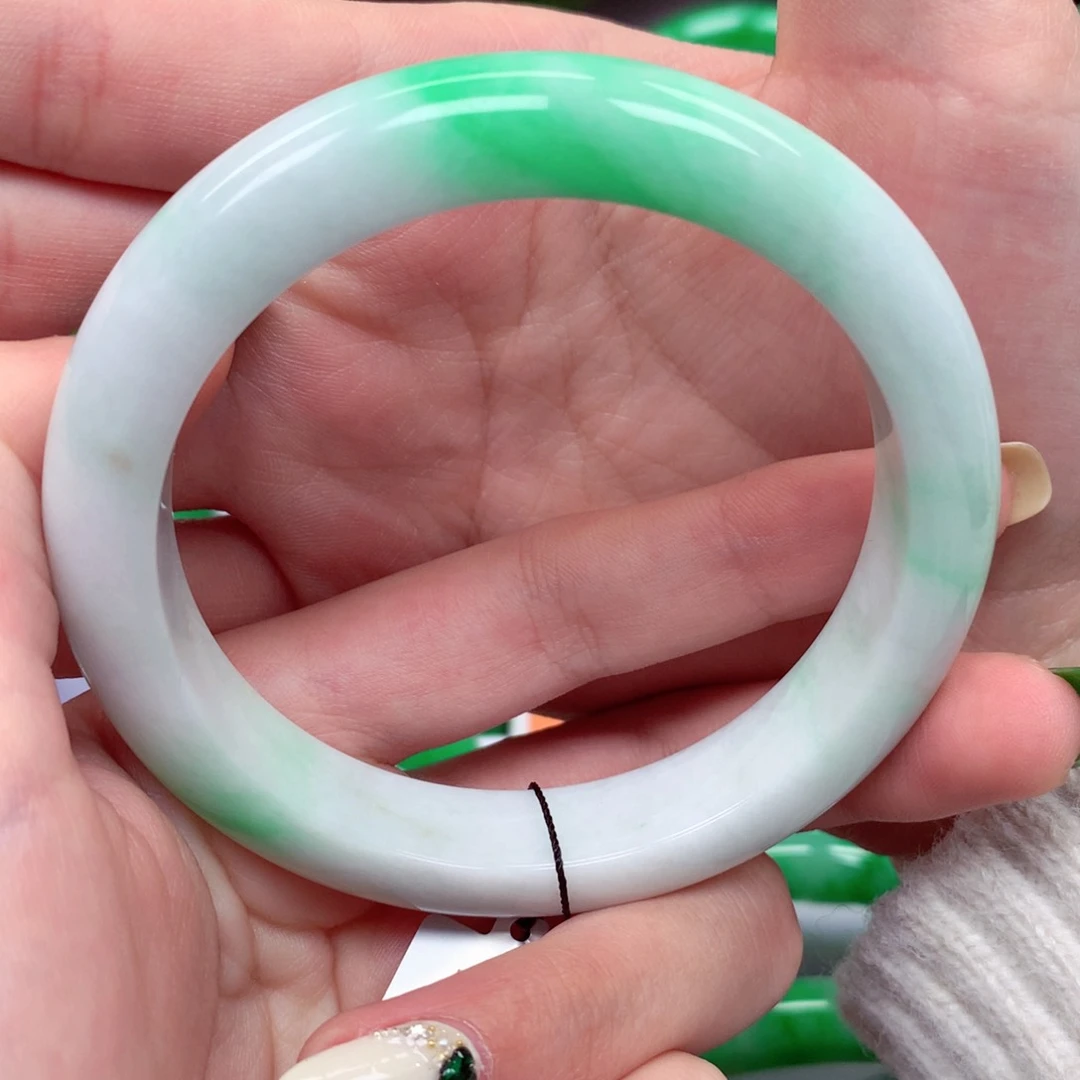 未镶嵌手镯翡翠翡翠