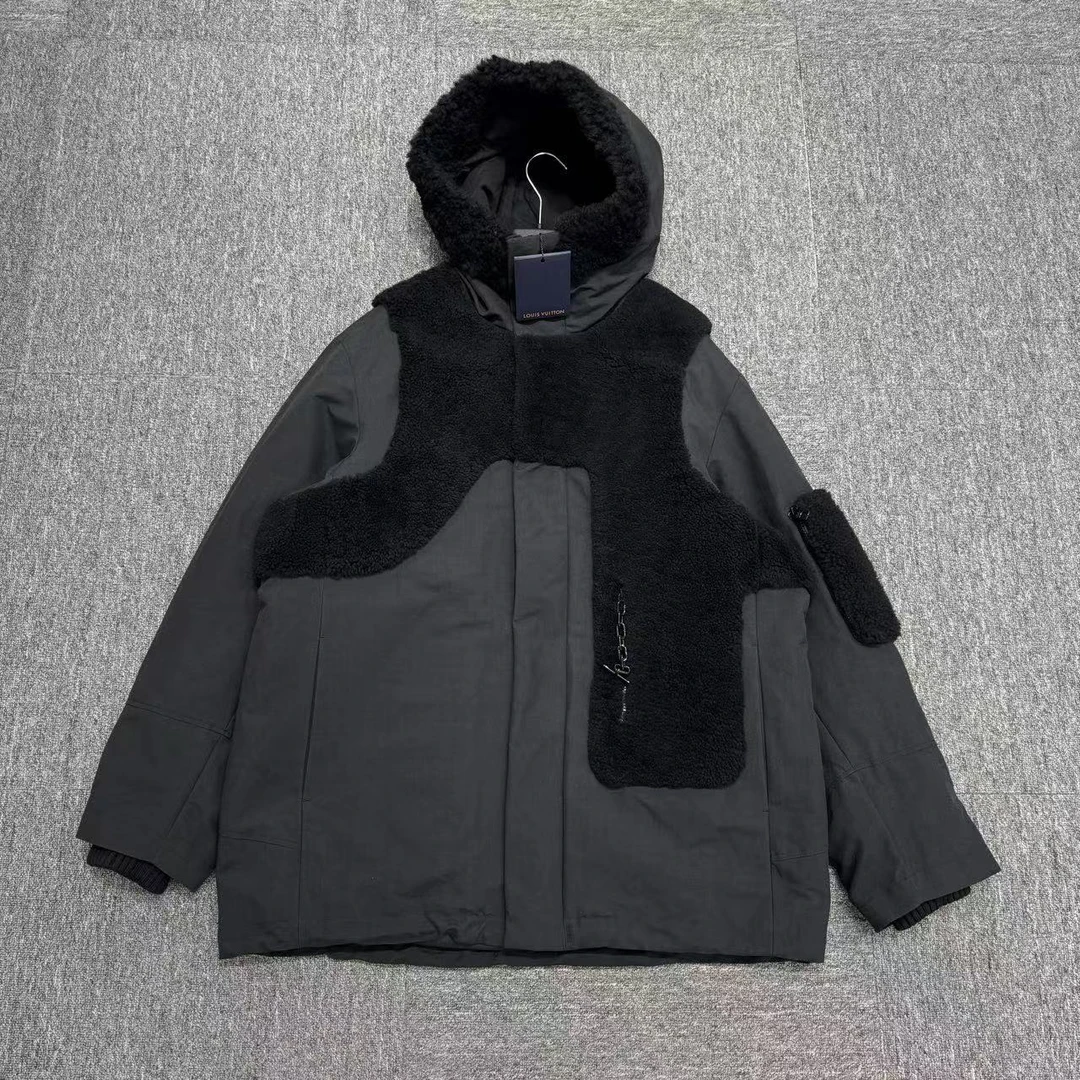 99新 LouisVuitton/路易威登  拼接派克大衣/48码/编码12669