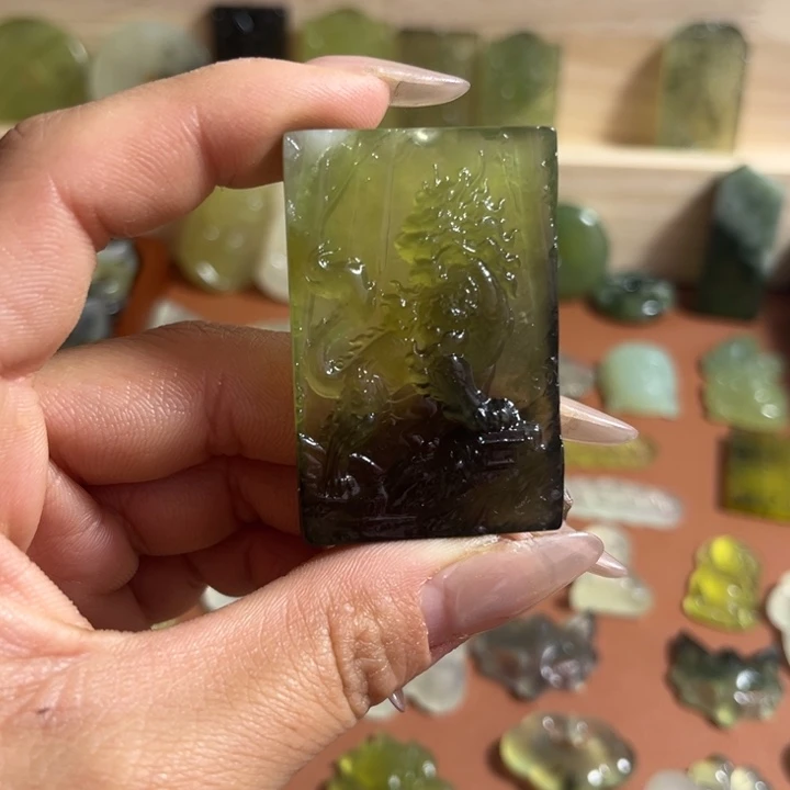 蛇纹石玉合金颈饰