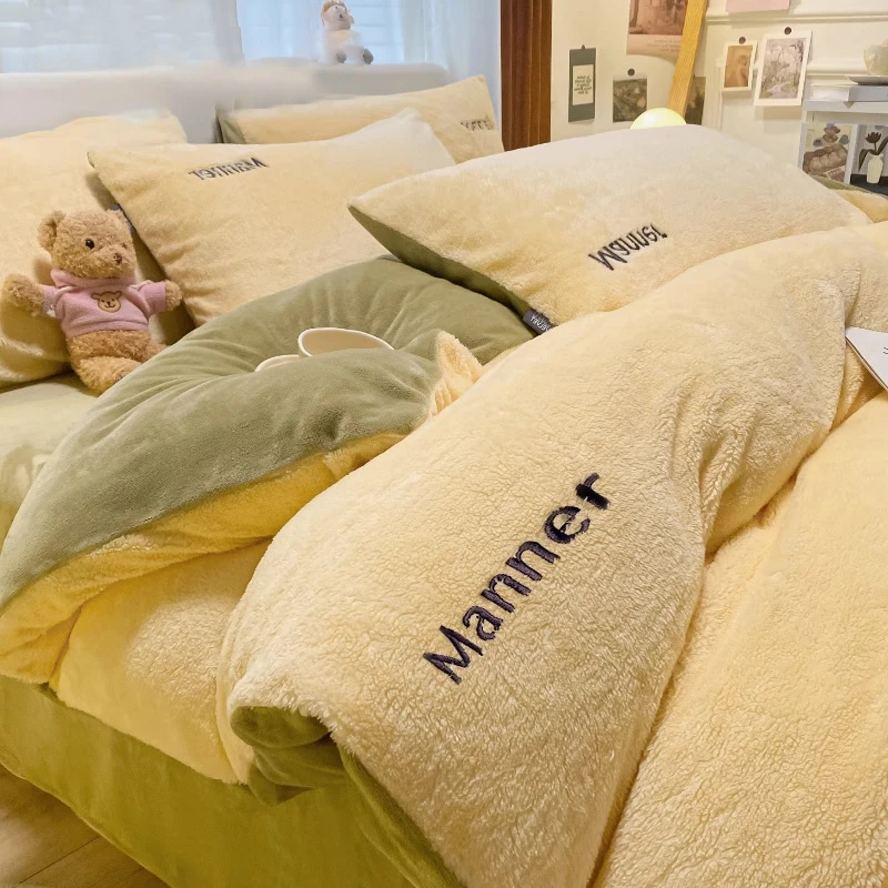 冬季牛奶绒床上四件套2025新款珊瑚绒被套床单床品三件套柔软