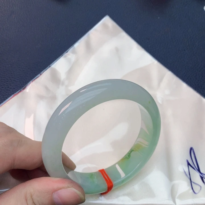 未镶嵌手镯翡翠翡翠手镯