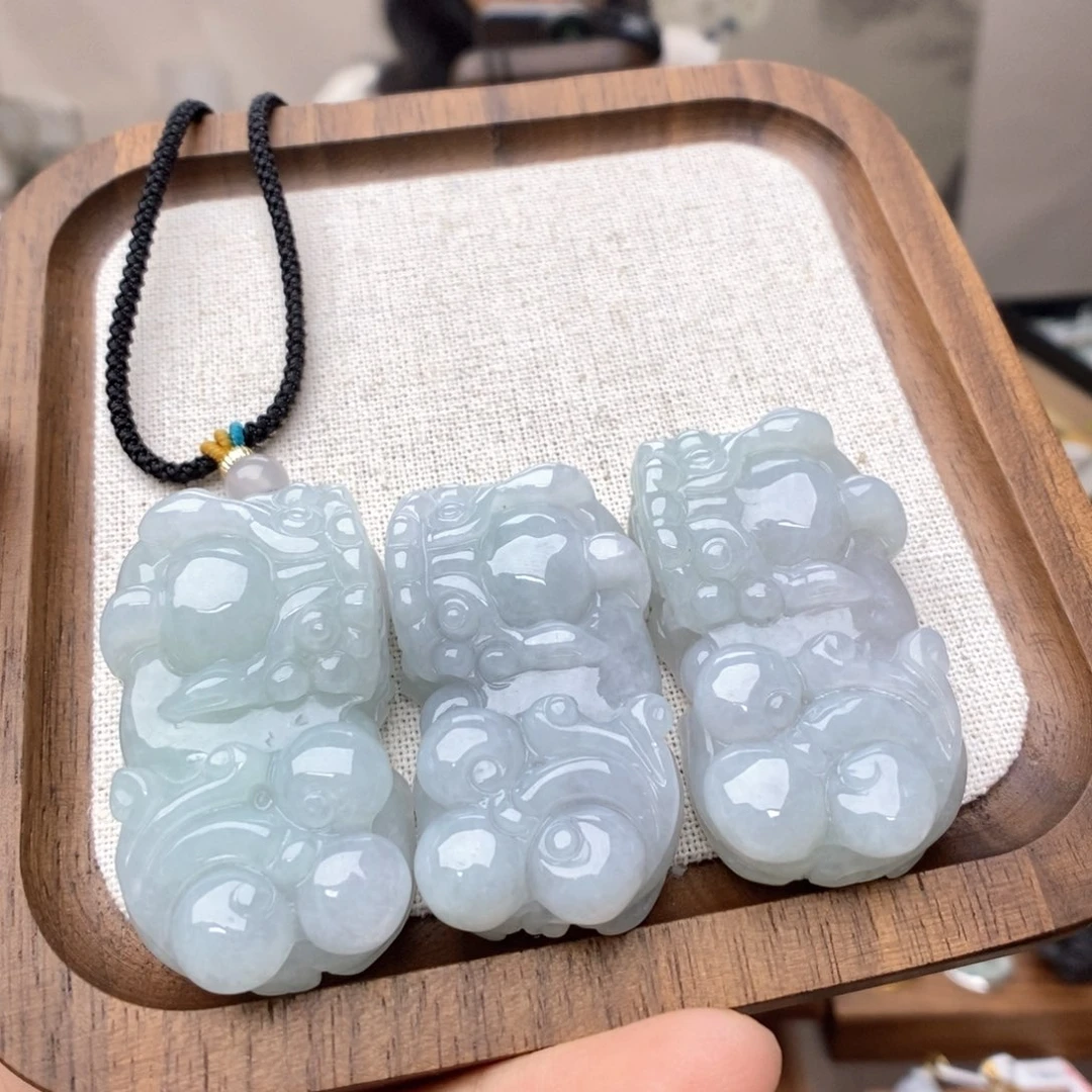 【闪购商品】颈饰未镶嵌翡翠发其一