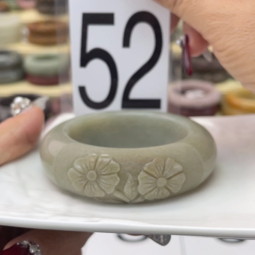 【闪购商品】石英质玉手镯未镶嵌