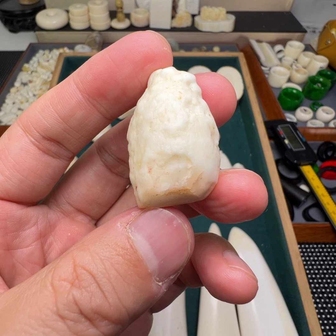 树脂制品特价处理臼齿