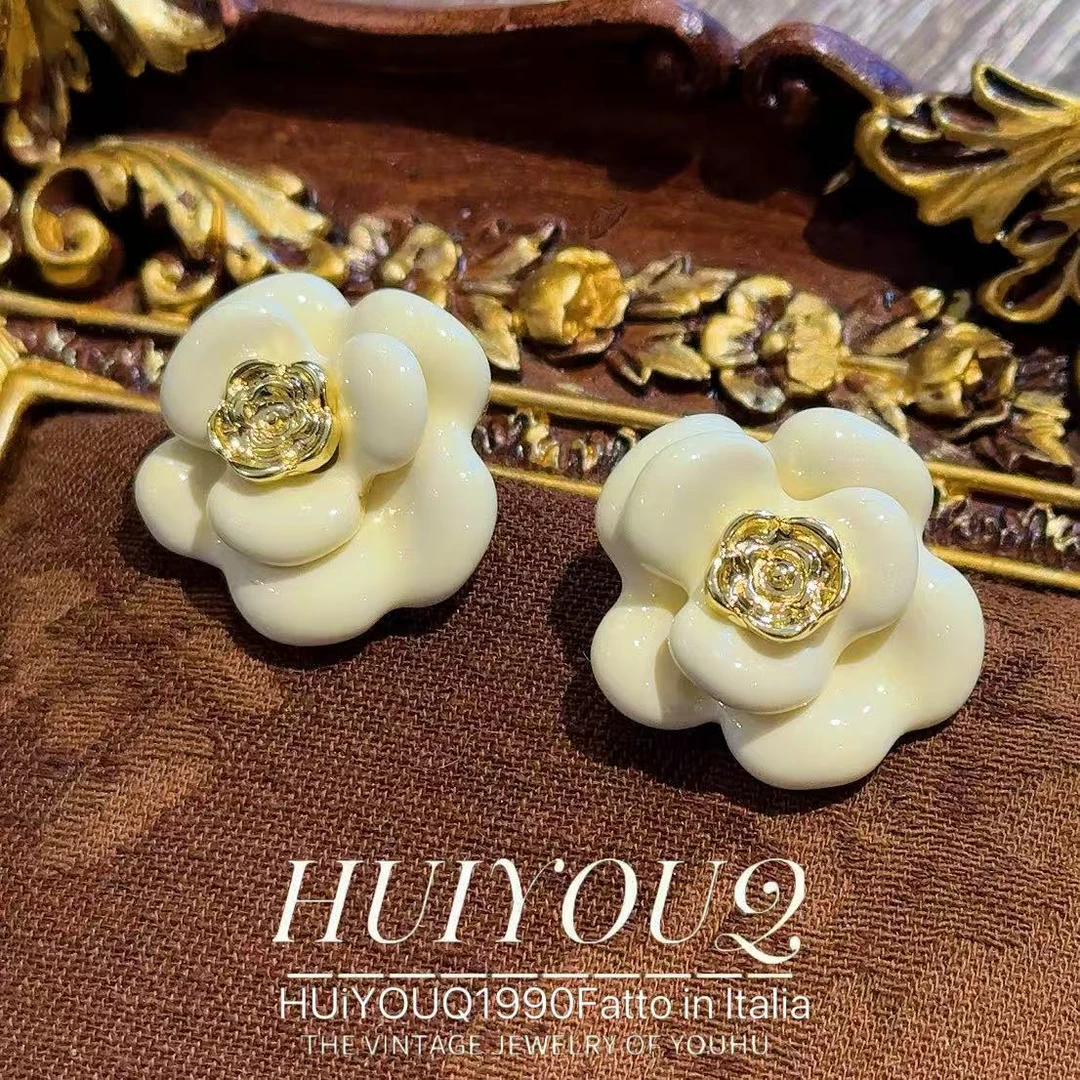 铜合金耳饰 【白色花朵】高尚耳钉626