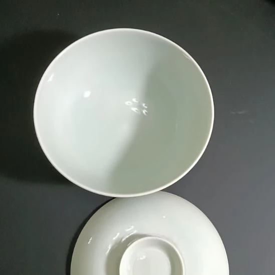 陶瓷白釉盖碗一只漂亮