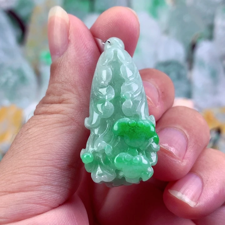 翡翠未镶嵌吊坠(不含链)