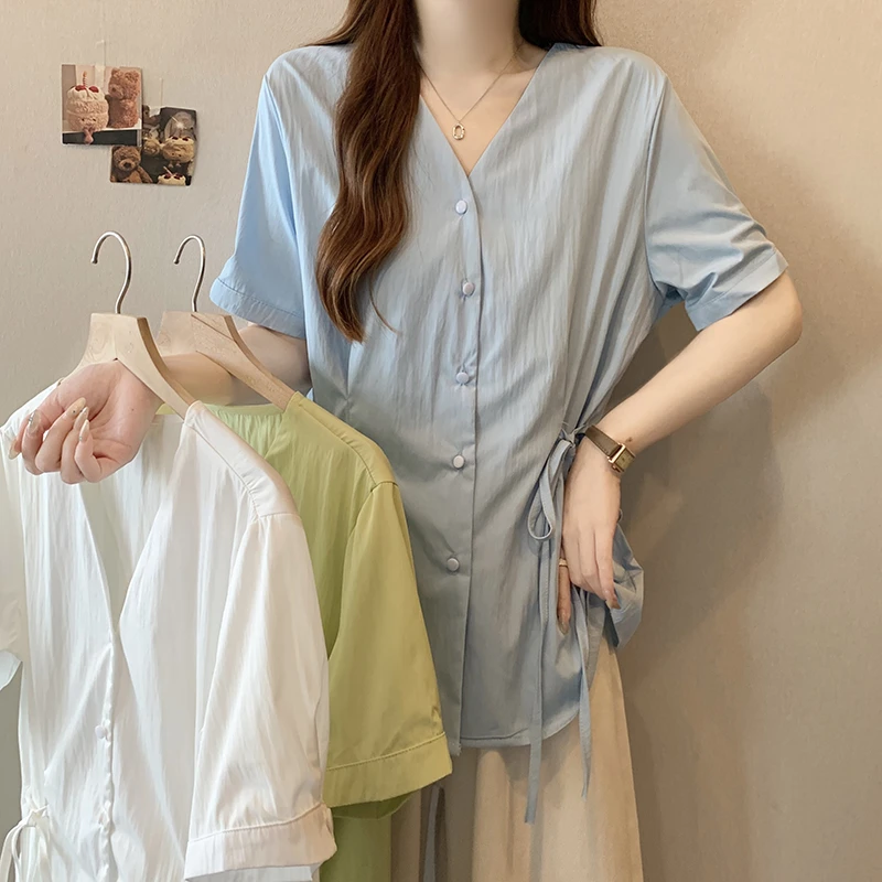 2025夏装新款胖mm大码女时尚宽松显瘦收腰v领短袖衬衫洋气衣服女