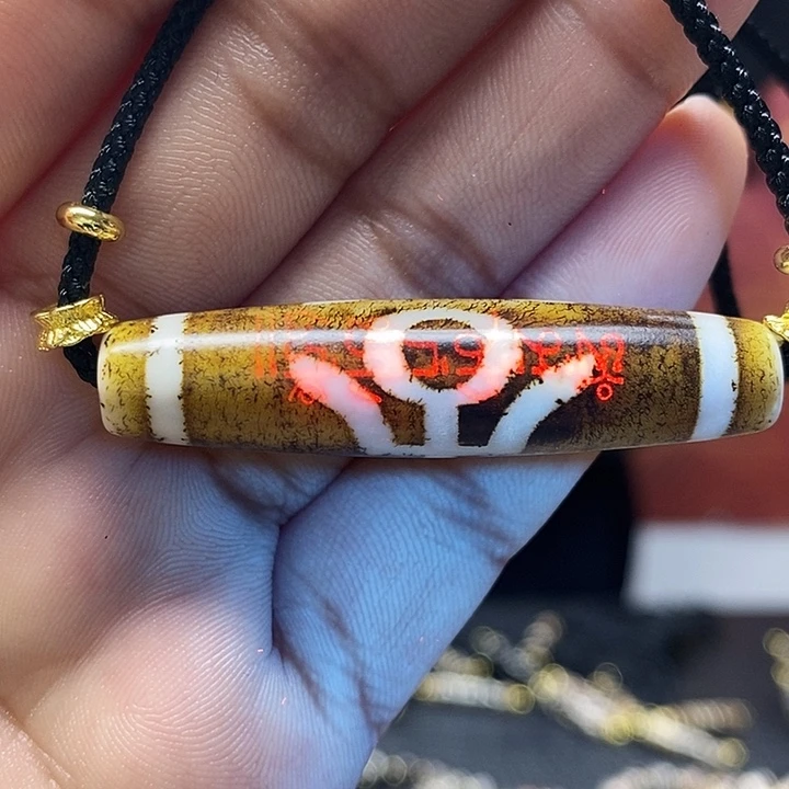 玛瑙/玉髓合金颈饰