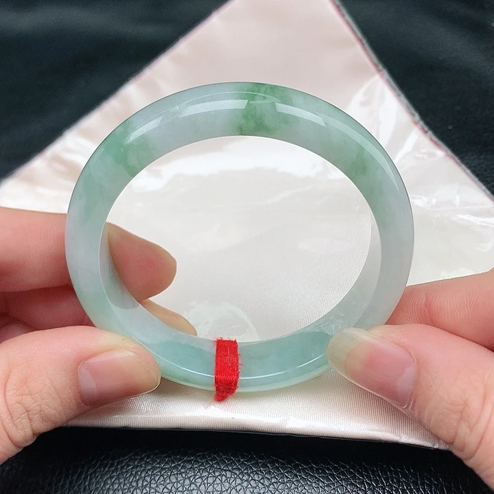 未镶嵌手镯翡翠天然