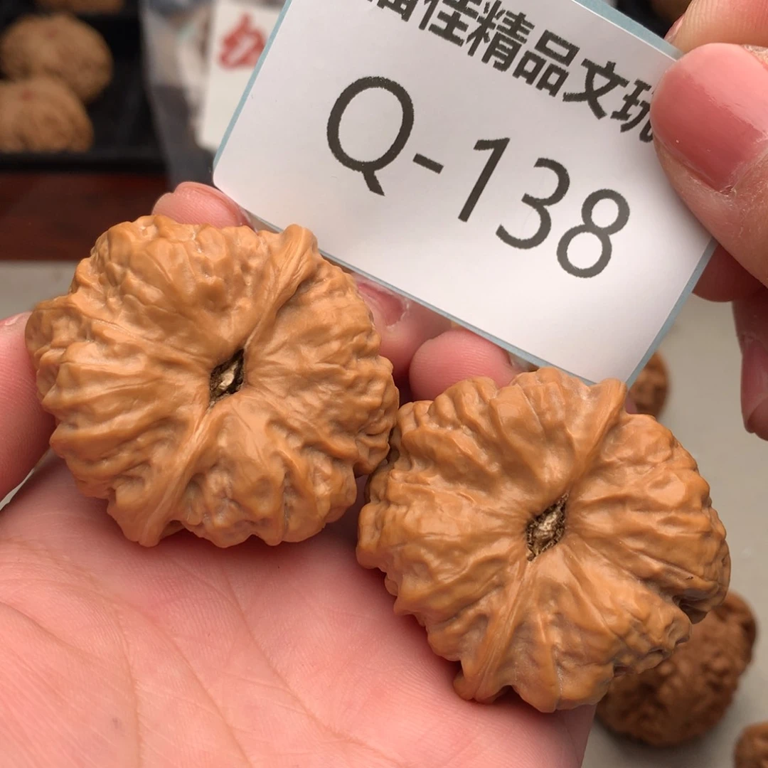 文玩核桃把件42蛙………..