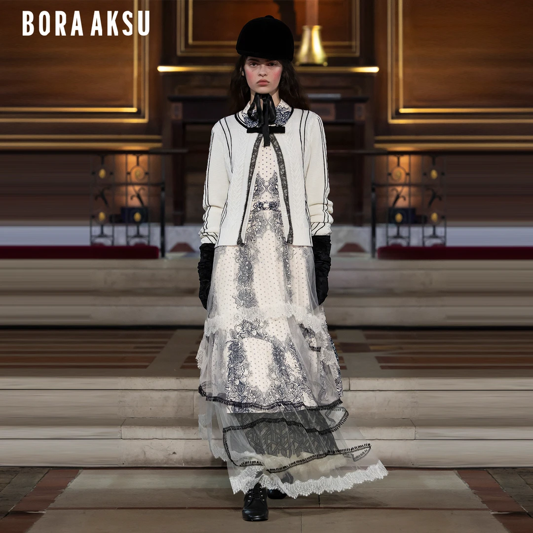 BORAAKSU2025秋季新品艺术法式波翻领泡泡袖浪漫连衣裙B1FGW61710