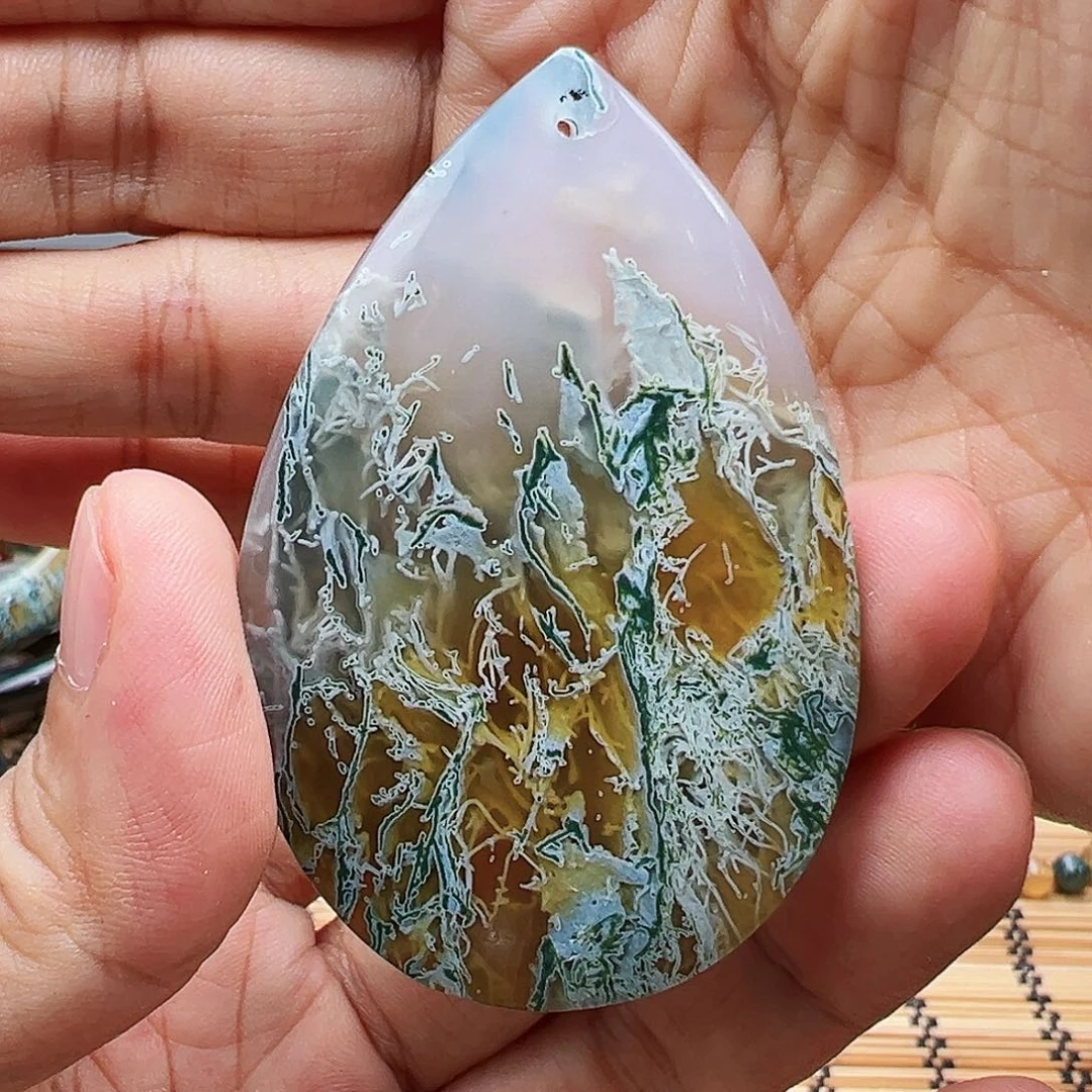 玛瑙/玉髓未镶嵌珠宝半成品