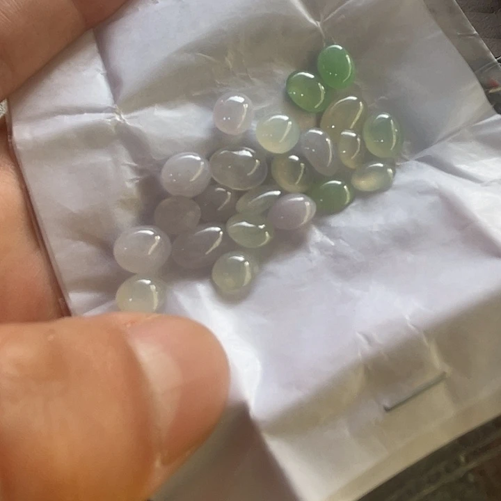 定制翡翠未镶嵌蛋面